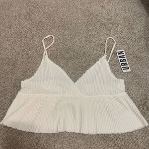 urban outfitters cropped flowy top